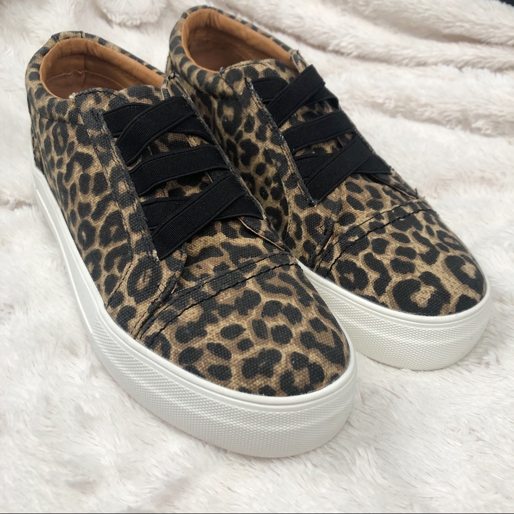 Dolce Vita Rowdy Leopard Print Slip-On Roper Sneakers